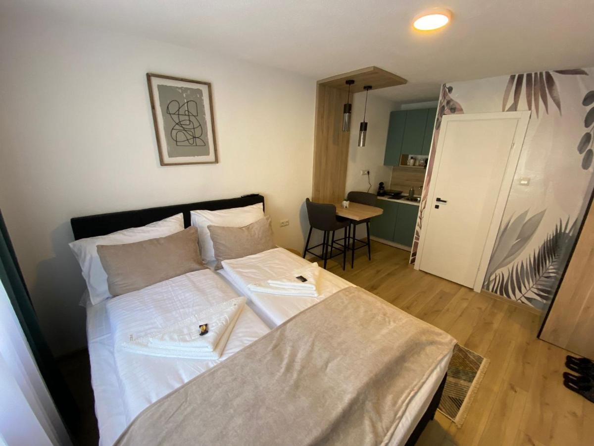 Apartment 2 *